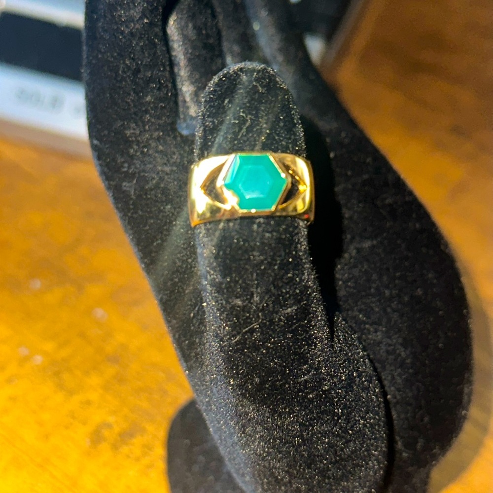 Daisy Ring - image 1